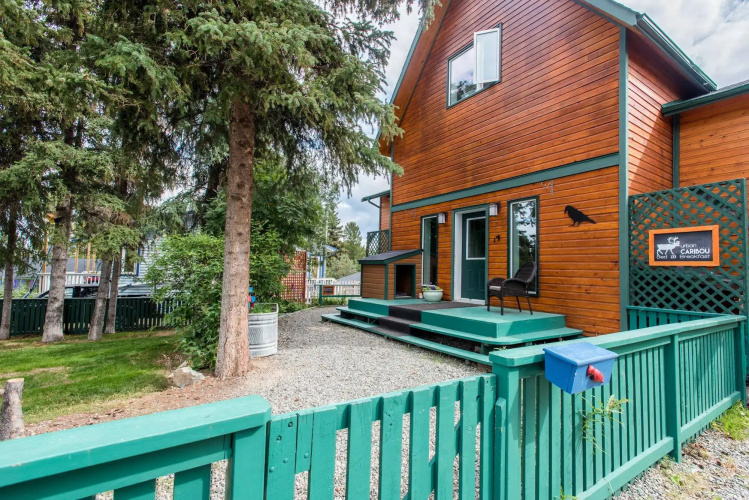 Urban Caribou Bed and Breakfast