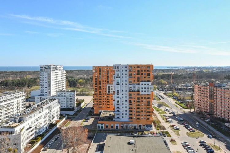 3 Bedrooms Apartment