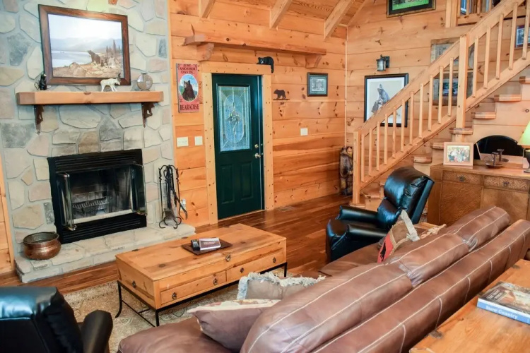 MAKING MEMORIES - 3 Br Cabin