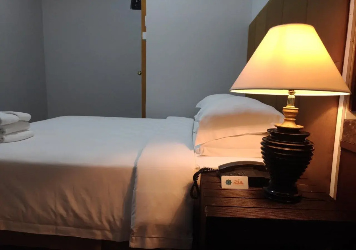 Hotel Zia - Hostel