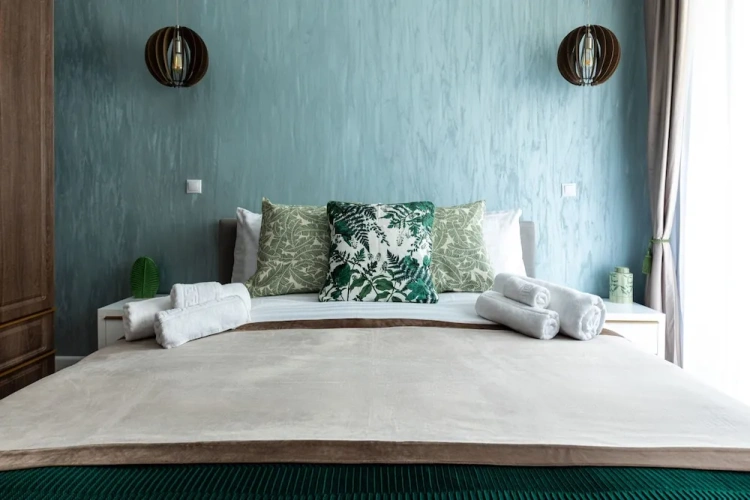 3 Bedrooms Deluxe Apartment with city view