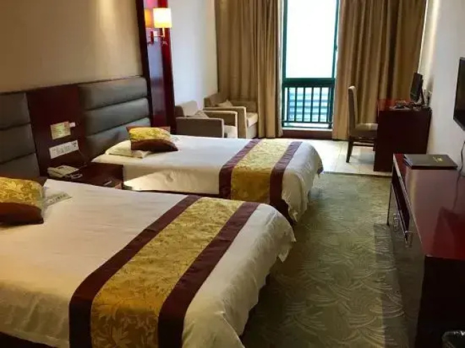 Qingxin Business Hotel