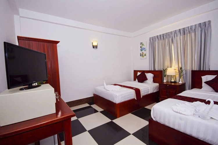 Overflow Guesthouse
