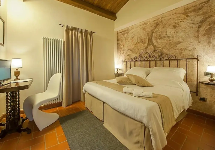 Standard Double room with view
