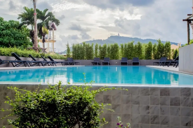 Sleek 2 Bed Apt T2-818