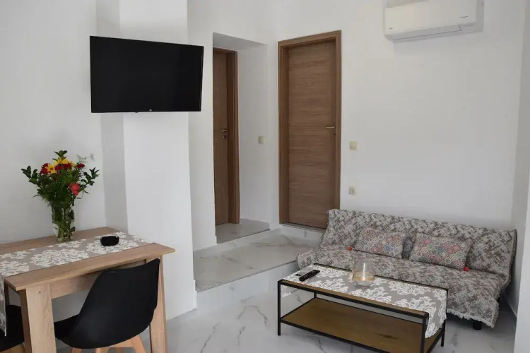 Kourites Apartments