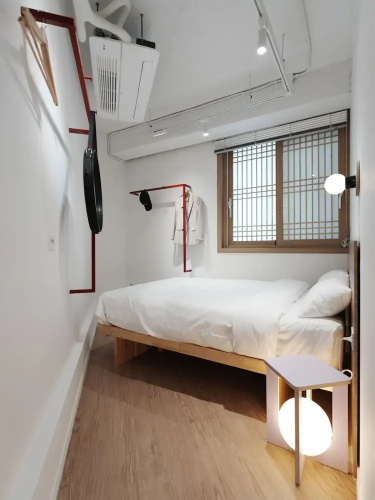 The Road Minihotel