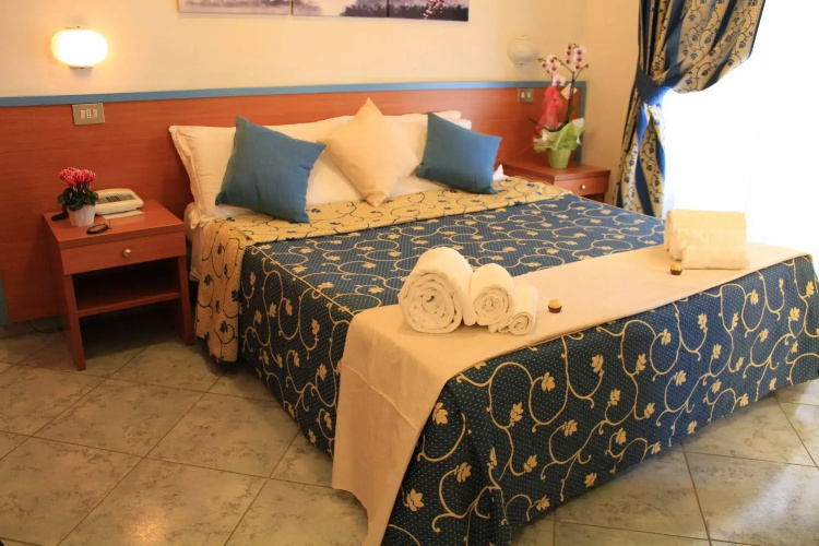 Hotel Paradise