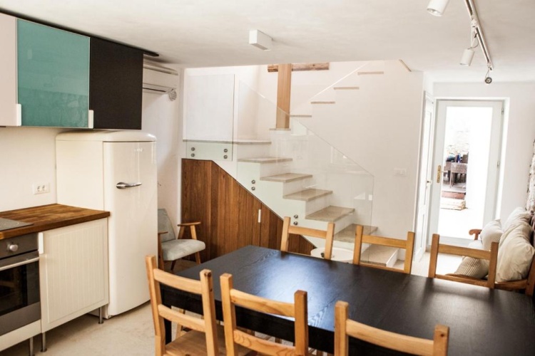 3 Bedrooms Cottage