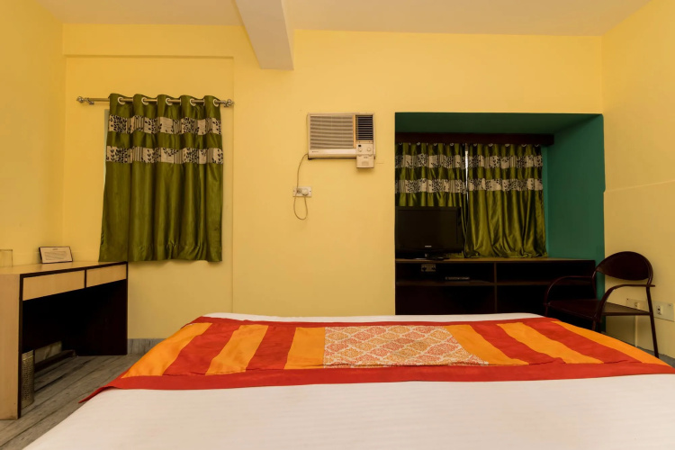 Alipore Guest House
