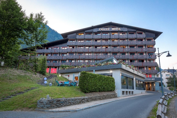 Chalet Hôtel Le Prieuré & Spa photo 31