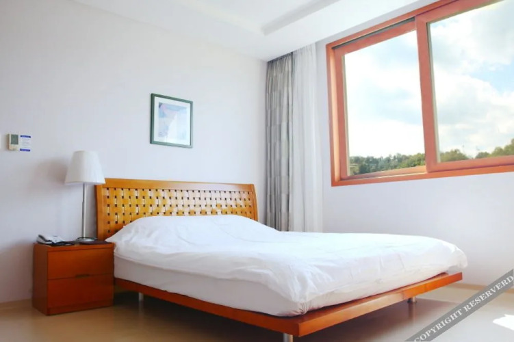 Elysian GangchonOver view