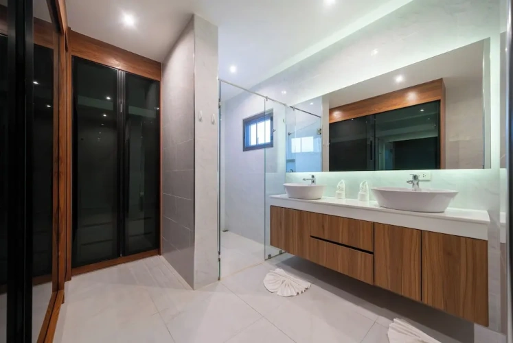3 Bedrooms Villa