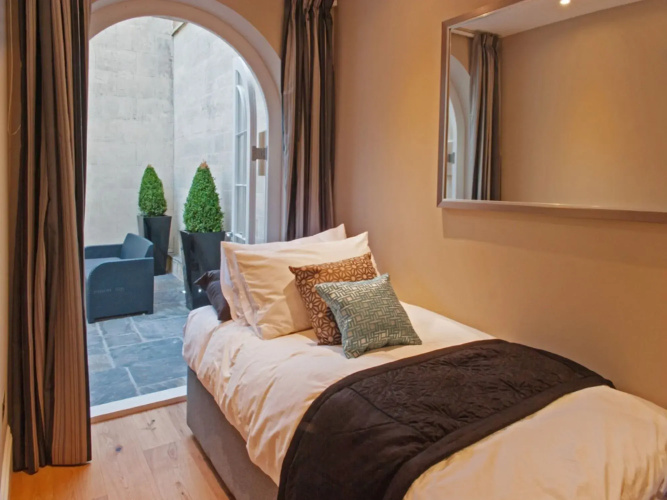 Bath Circle Luxury Serviced Apartments