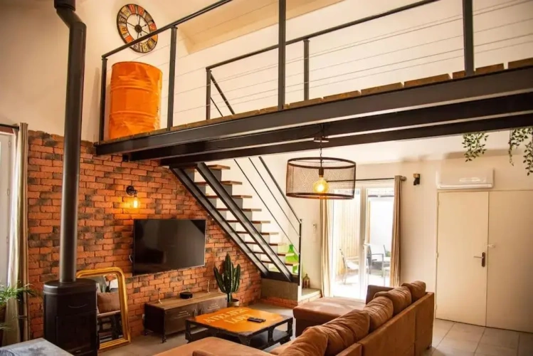 3 Bedrooms Cottage