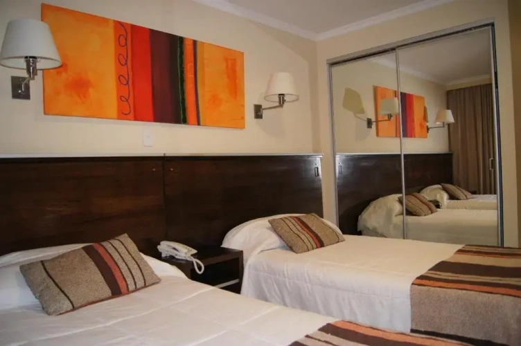 Standard Triple room
