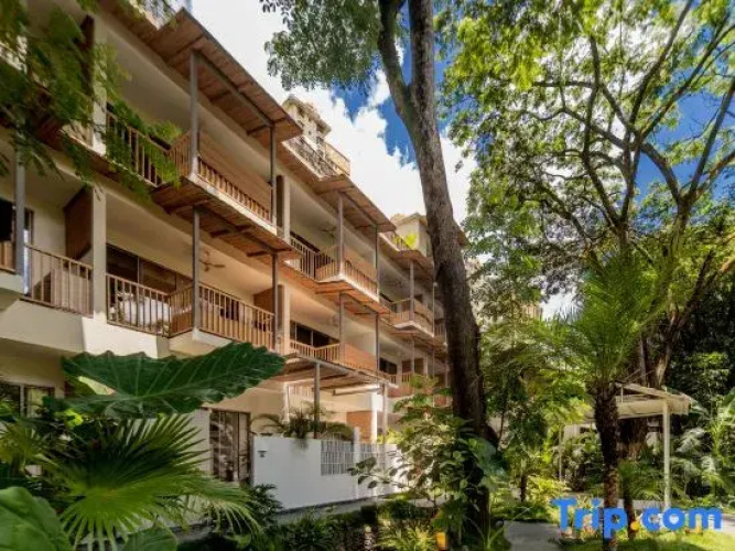 Wanan Tinglan Wild Luxury Resort Designer Hotel