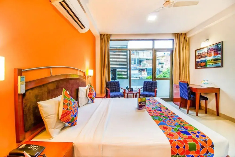 Divine Inn by FabHotels