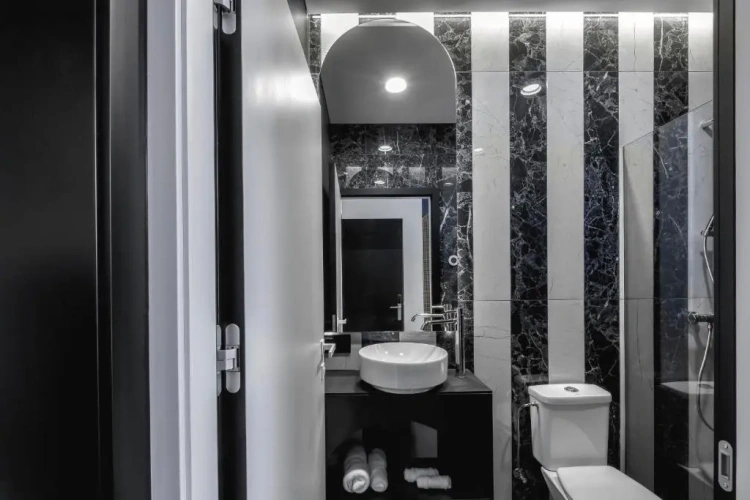 Suite with balcony