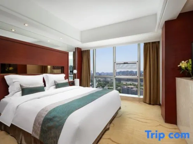 Triple Suite