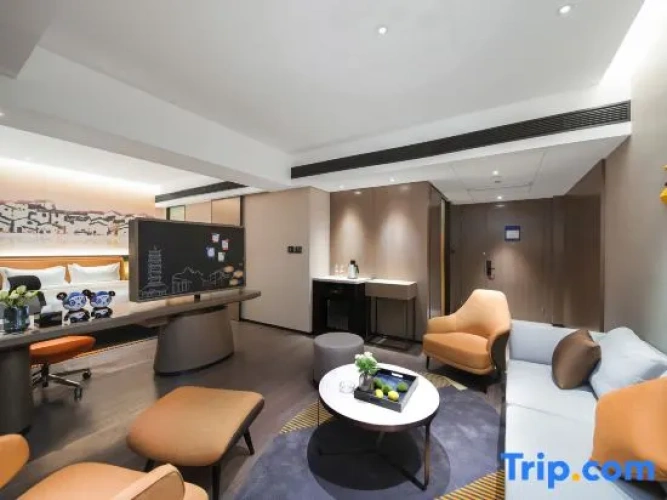 Double Suite