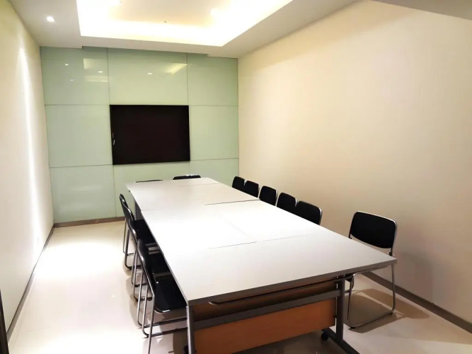 Haijin Business Hotel