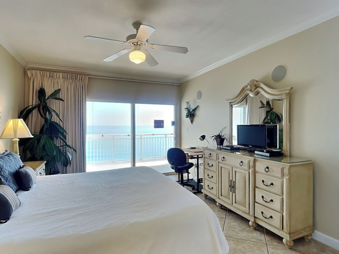 Admirals Quarters #1406