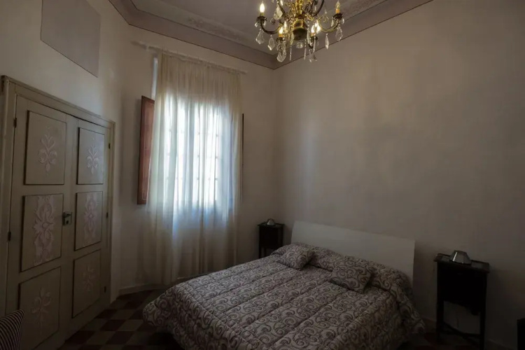 Eleonora Room & Breakfast