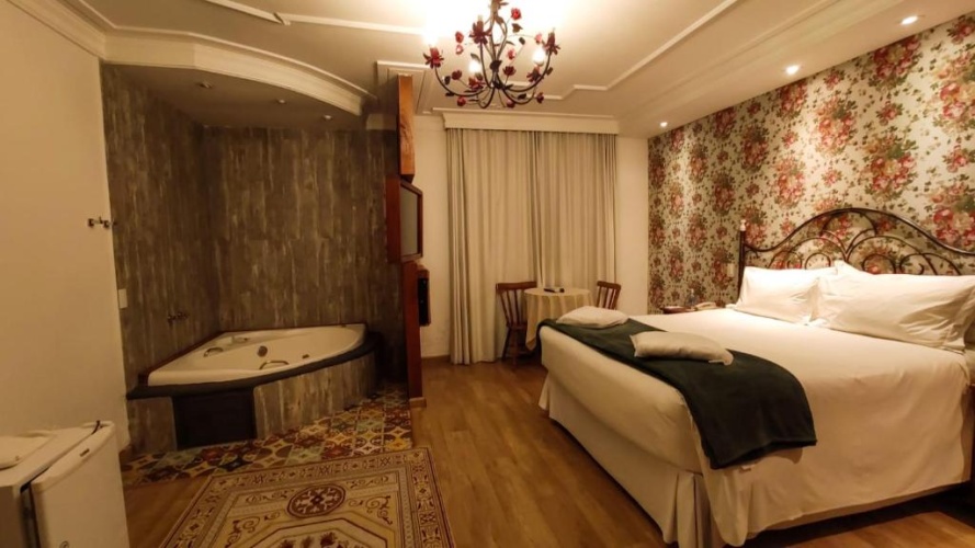 Double Suite