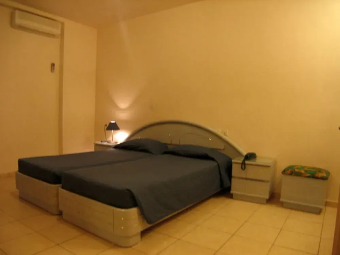 Creta Hotel