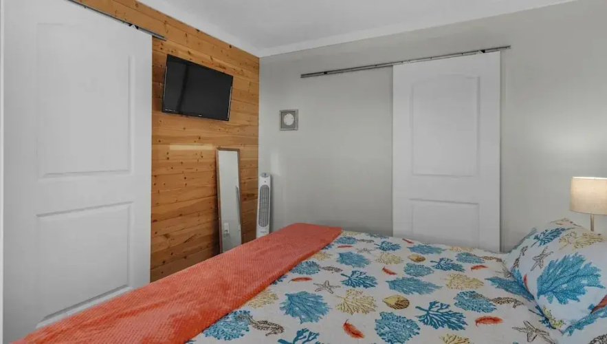 1br/1ba, Covered Parking, Perfect for Couples!