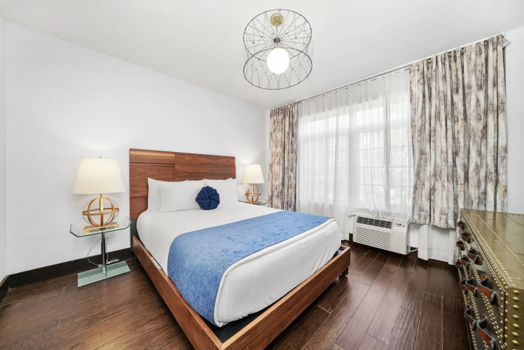 Lincoln Arms Suites