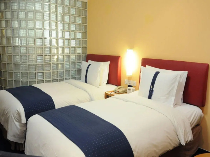 Holiday Inn Express Wujiaochang