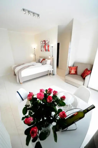 Romantic Sky Apartment- 15Th Floor