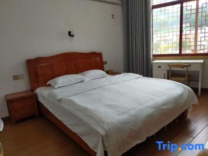 Standard Double room with mountain view