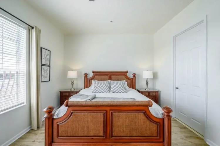 Pool View Penthouse 3 Bedroom Condo