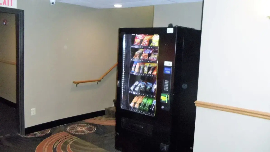 Super 8 By Wyndham Shenandoah
