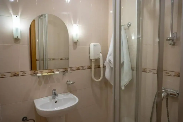 Economy Twin room