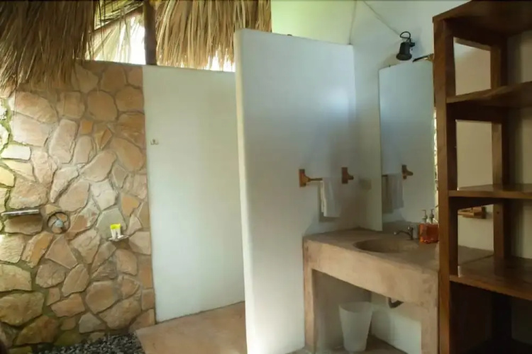 Paredon Surf House