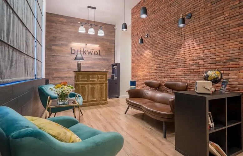 Brikwol Hotel