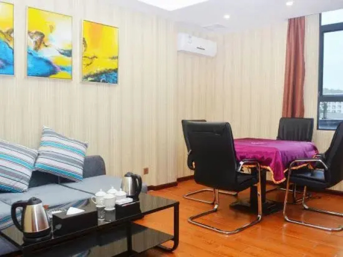 Dingrun Business Hotel