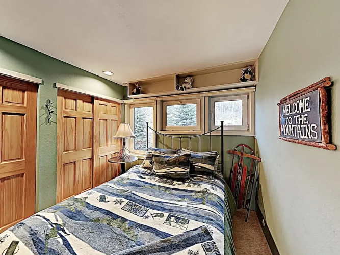 Bighorn #13E - 2 Br Condo