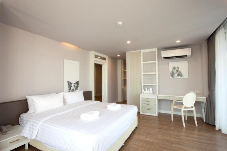 Executive room