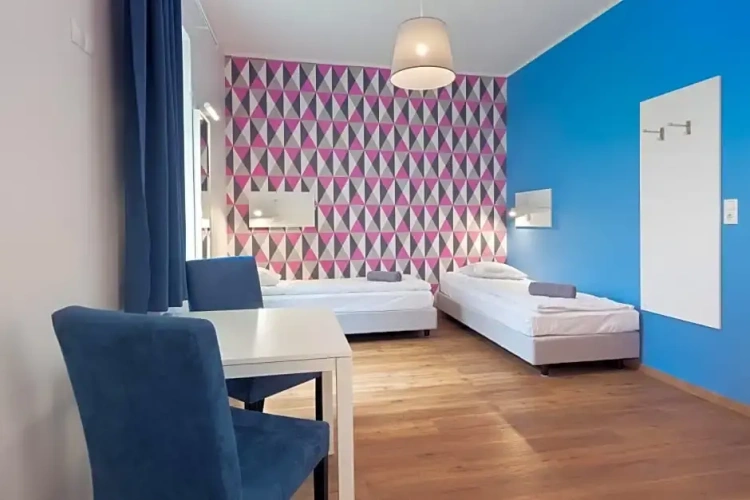 Standard room with mountain view