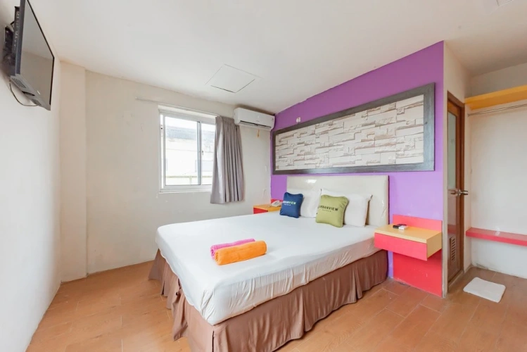Superior Single room with view