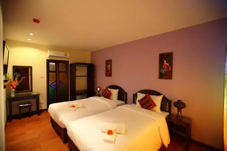 Deluxe Twin room
