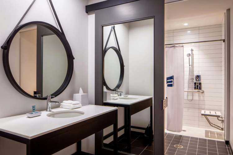 Aloft Philadelphia Downtown photo 9