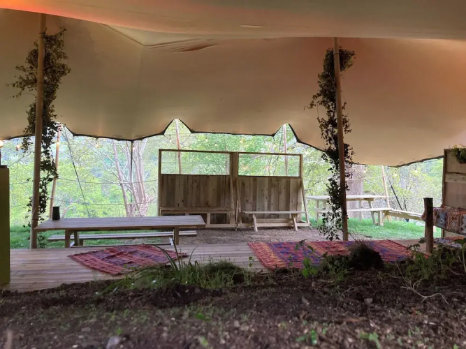 Hapus Hideaway Retreat Site, Sleeps 29