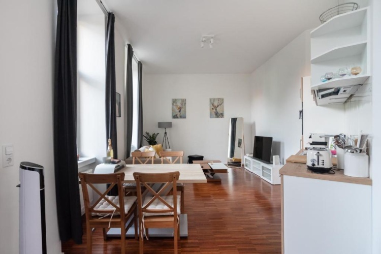 1 Bedroom Apartment