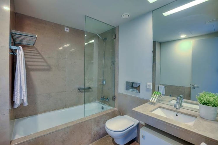 2 Bedrooms Premium Quadruple Suite with sea view